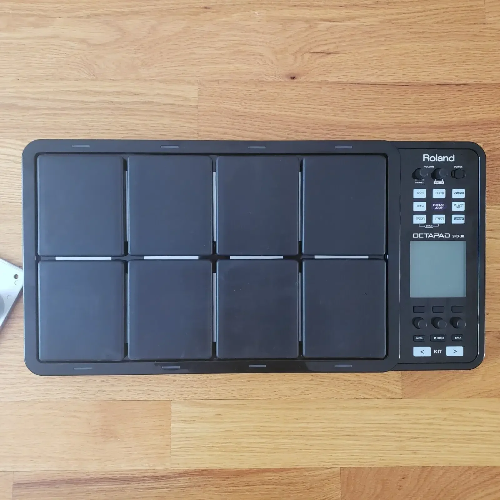 Летняя скидка 50%, цифровая ударная электронная барабанная подставка Roland Octapad SPD30
Летняя скидка 50%, цифровая ударная электронная барабанная подставка Roland Octapad SPD30