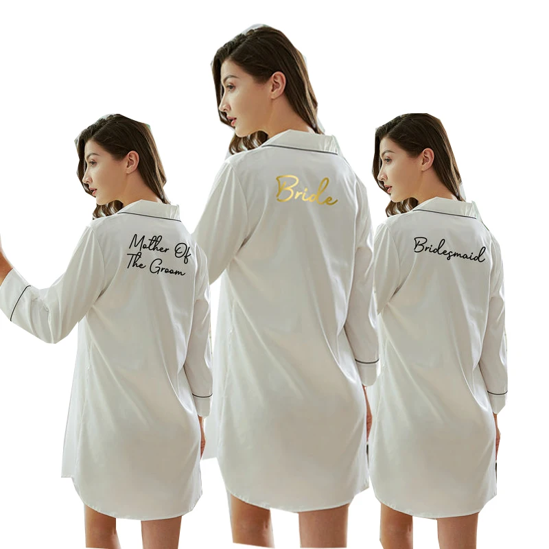 Custom Satin Silk White Long Sleeve Pajamas Shirt Dress Bridesmaid Night Shirt For Bridal Gifts House Robe for Women Silk Robe
Custom Satin Silk White Long Sleeve Pajamas Shirt Dress Bridesmaid Night Shirt For Bridal Gifts House Robe for Women Silk Robe