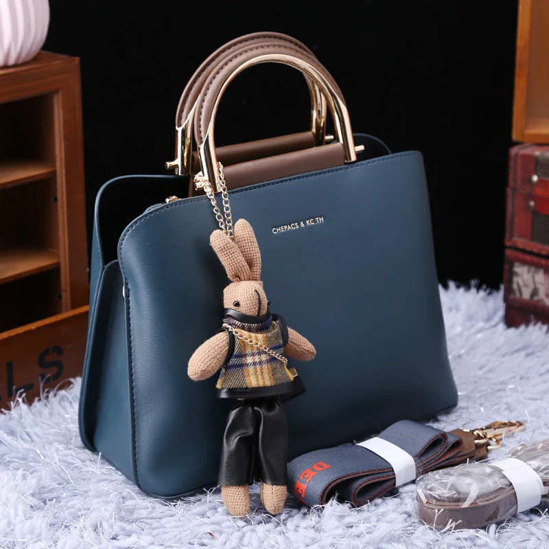 2023 New Women's True Cowhide Lingge Solid Color Fashion One Shoulder Diagonal Straddle Handbag Famous Luxury Designer
2023 New Women's True Cowhide Lingge Solid Color Fashion One Shoulder Diagonal Straddle Handbag Famous Luxury Designer