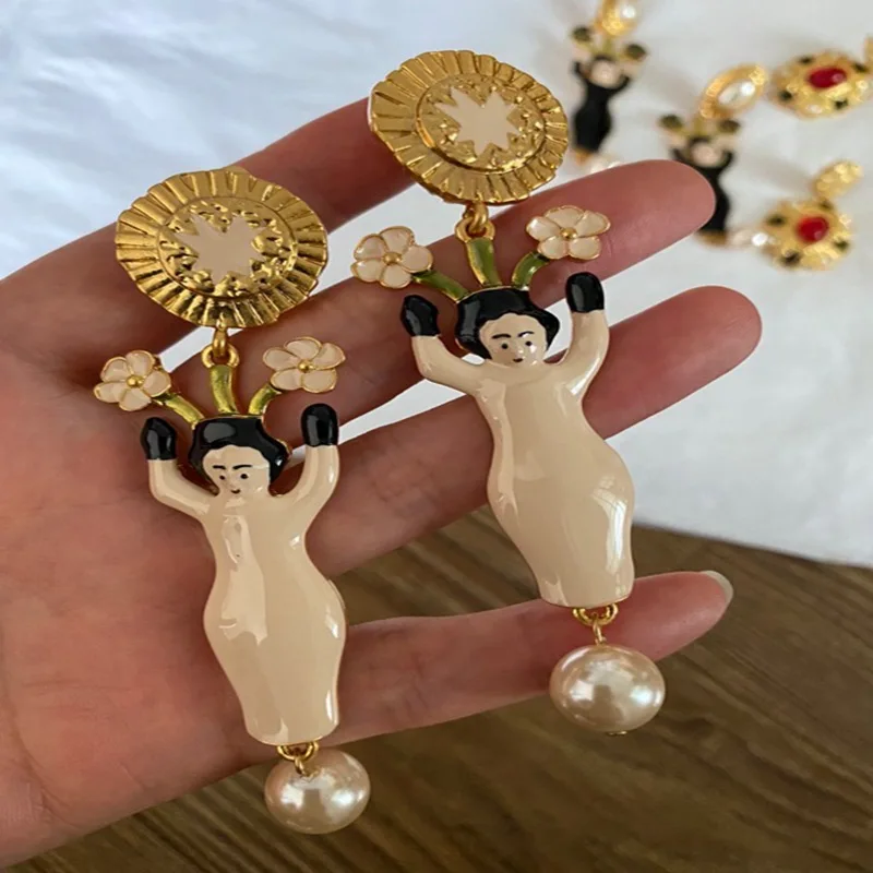 Vintage Vintage Vintage Fashion Personality Cherry Blossom Girl Ear Clip Two Colors Piercing Aretes De Mujer Pendientes Brincos
Vintage Vintage Vintage Fashion Personality Cherry Blossom Girl Ear Clip Two Colors Piercing Aretes De Mujer Pendientes Brincos