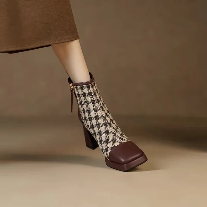New Autumn Winter Women's Waterproof Platform Thick Heel Short Boots Fashion High Heel Women's Boots Platform Shoes
New Autumn Winter Women's Waterproof Platform Thick Heel Short Boots Fashion High Heel Women's Boots Platform Shoes