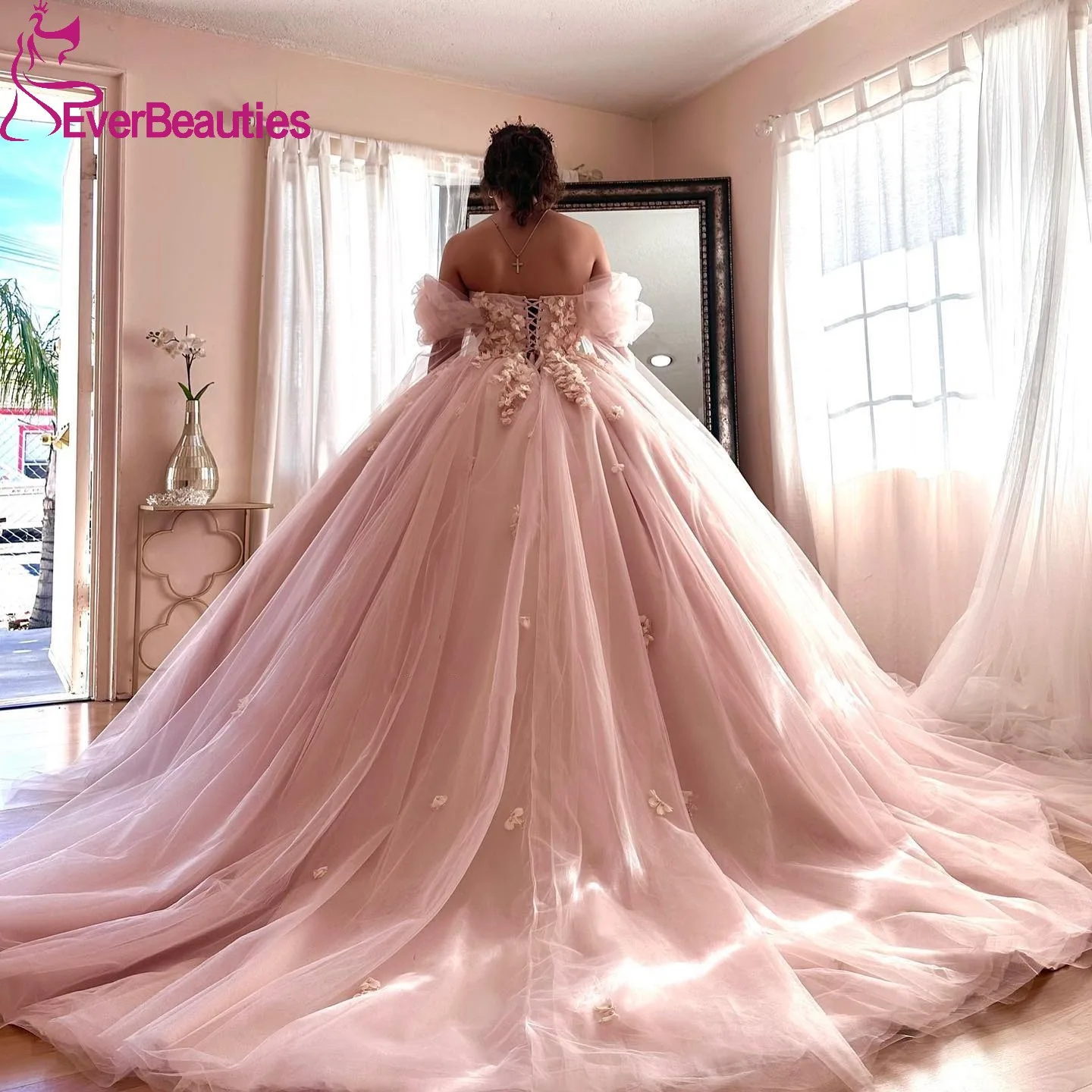 Off Shoulder Tulle Appliques Quinceanera Dresses for Juniors Vestidos De 15 Quinceañera Ball Gown Sweet 16 Dress
Off Shoulder Tulle Appliques Quinceanera Dresses for Juniors Vestidos De 15 Quinceañera Ball Gown Sweet 16 Dress