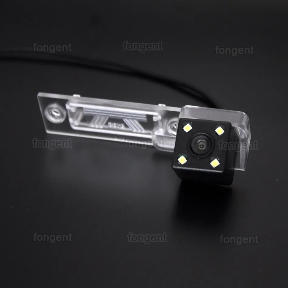 Rear_View_Camera_for_Volkswagen_Bora_VW_Magotan_Skoda_Superb_2008_2009_2010_2011_2012_Car (9).JPG