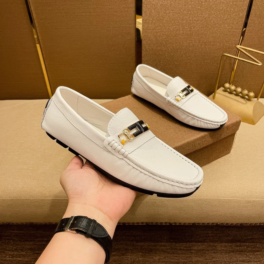 Italy Designers Business casual men's Genuine leather loafers shoes round head cover feet soft leather soft soles comfortable
Italy Designers Business casual men's Genuine leather loafers shoes round head cover feet soft leather soft soles comfortable