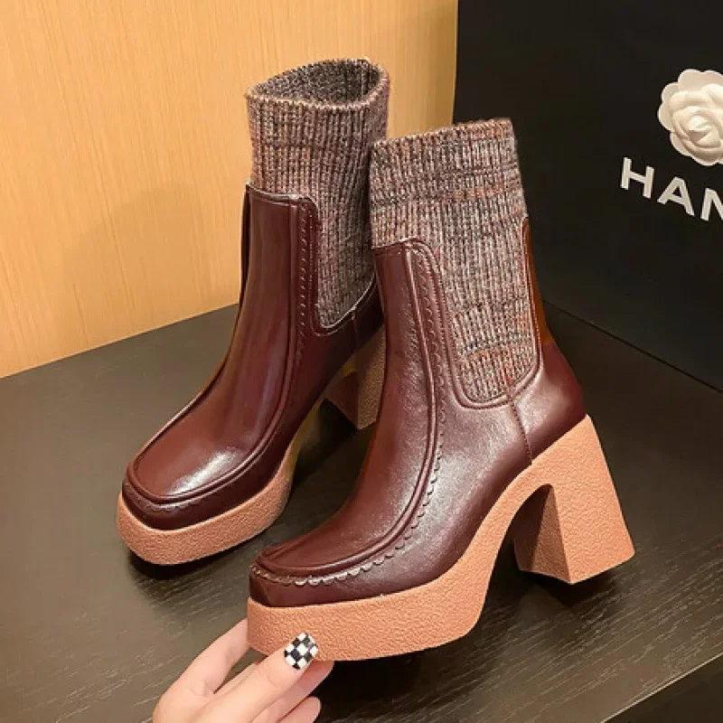 Designer Woman‘s 2023 New Genuine Leather Ankle Platform Round Toe Square heel British Style Weave Slip On Modern Boots
Designer Woman‘s 2023 New Genuine Leather Ankle Platform Round Toe Square heel British Style Weave Slip On Modern Boots