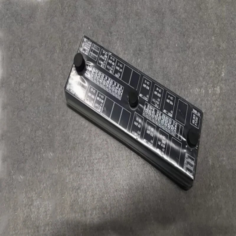 For Hyundai R215/225/265/305/335/385-7-9 Fuse Cover Interior Trim Panel Excavator Accessories
For Hyundai R215/225/265/305/335/385-7-9 Fuse Cover Interior Trim Panel Excavator Accessories