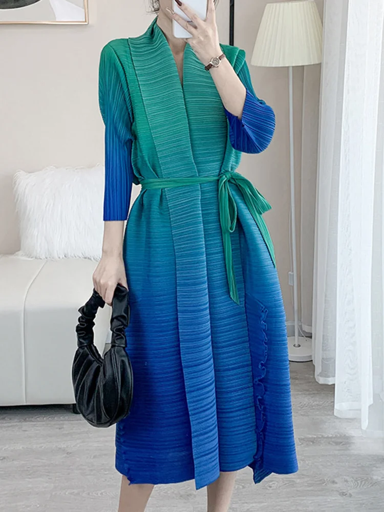 TVVOVVIN Gradient 2023 Autumn New Pleated Dress Women Bandage Lapel Luxury Long Sleeve Autumn Female Elegant Clothing 8Y75
TVVOVVIN Gradient 2023 Autumn New Pleated Dress Women Bandage Lapel Luxury Long Sleeve Autumn Female Elegant Clothing 8Y75
