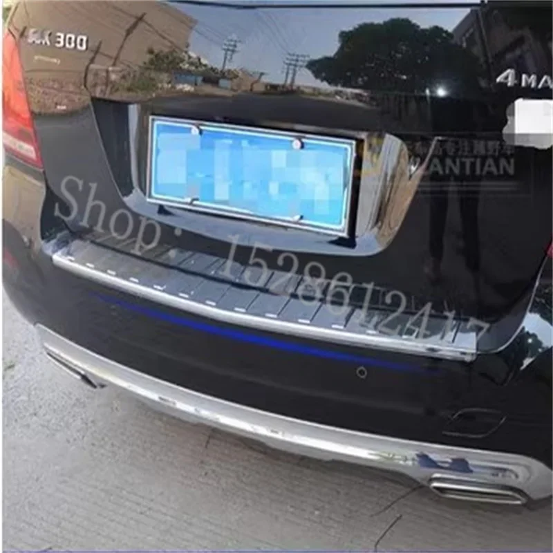 rear bumper protector step panel boot cover sill plate trunk trim For Mercedes-Benz GLK 260/300 2012 2013 2014 2015
rear bumper protector step panel boot cover sill plate trunk trim For Mercedes-Benz GLK 260/300 2012 2013 2014 2015