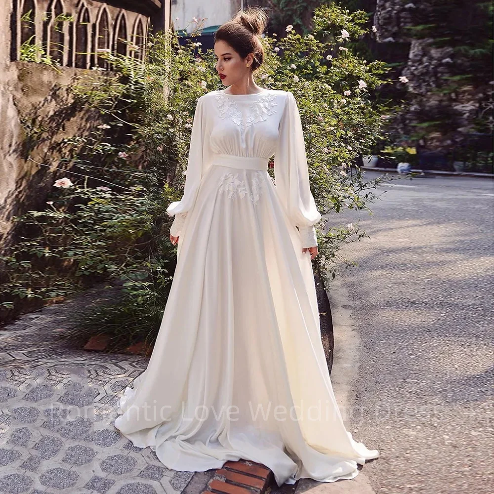 Simple A-Line Soft Satin Wedding Dresses Boho Lace Appliques Long Puff Sleeves Bridal Gown Vintage Wedding Party Gowns Custom
Simple A-Line Soft Satin Wedding Dresses Boho Lace Appliques Long Puff Sleeves Bridal Gown Vintage Wedding Party Gowns Custom