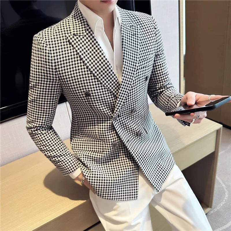 Men Business Plaid Coat Fashion Double-breasted Blazers Man Office Casual Suit Jacket Autumn Turn-down Collar Jacket Outerwears
Men Business Plaid Coat Fashion Double-breasted Blazers Man Office Casual Suit Jacket Autumn Turn-down Collar Jacket Outerwears
