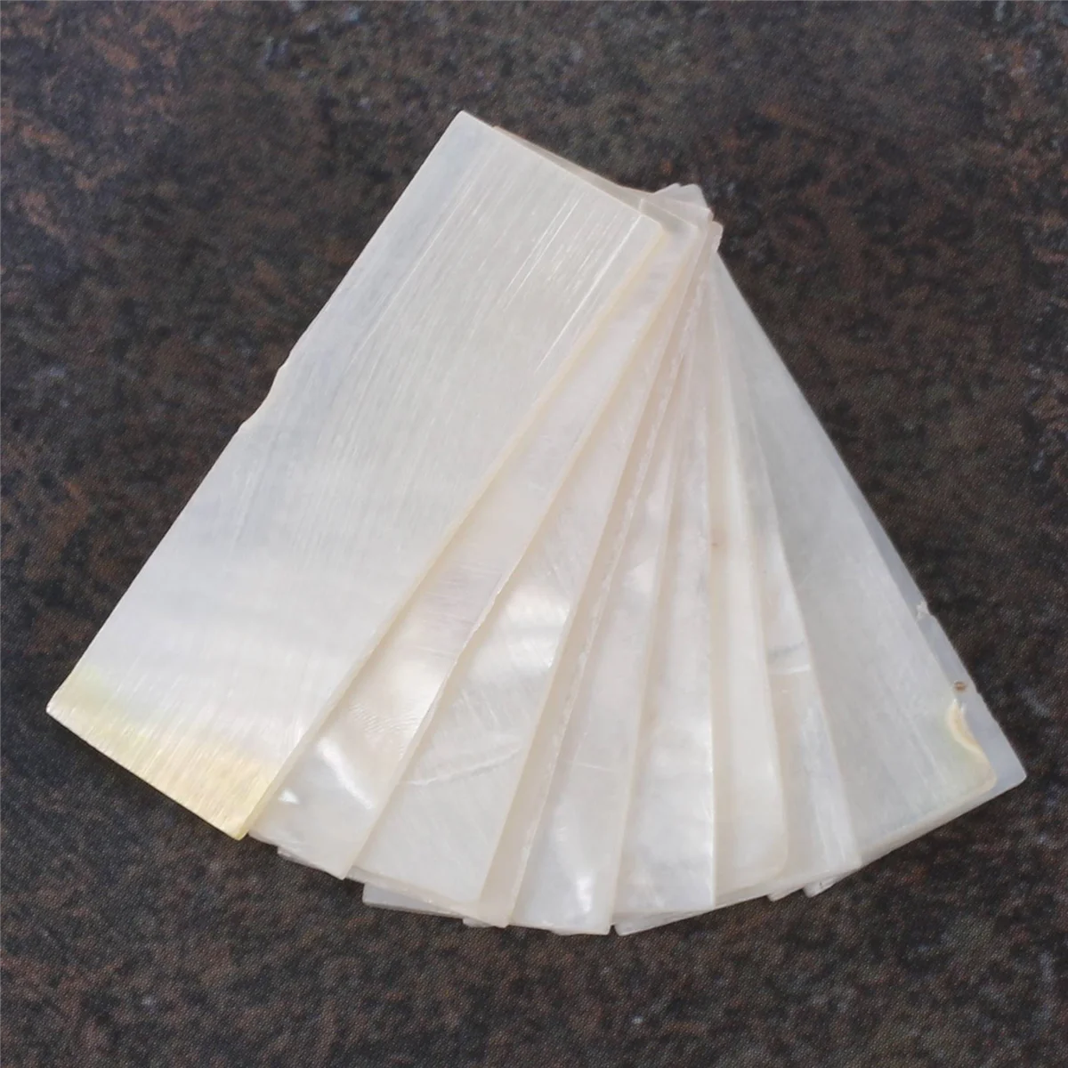 10Pcs Inlay Material White Mother of Pearl Shell Blanks Sheet Rectangle Inlay Material for Guitar
10Pcs Inlay Material White Mother of Pearl Shell Blanks Sheet Rectangle Inlay Material for Guitar