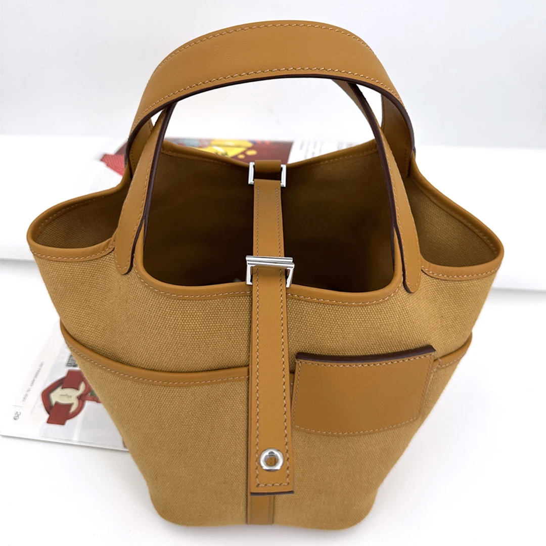 Canvas Splicing Genuine Leather Vegetable Basket Women's Bucket Bag 18cm Handbag Fashionable New Versatile And Lightweight
Canvas Splicing Genuine Leather Vegetable Basket Women's Bucket Bag 18cm Handbag Fashionable New Versatile And Lightweight