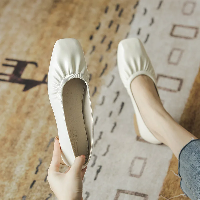 Square Toe Chunky Heel Shoes Women's New Spring and Autumn Simple Pleated All-match Shallow Mouth Mid-heel Women Work Shoes 41-1
Square Toe Chunky Heel Shoes Women's New Spring and Autumn Simple Pleated All-match Shallow Mouth Mid-heel Women Work Shoes 41-1