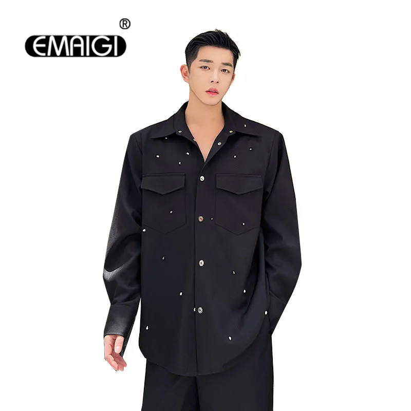 Men Metal Button Rivet Shoulder Pad Japan Korean Streetwear Fashion Loose Casual Oversize Long Sleeve Shirt Male Dress Shirts
Men Metal Button Rivet Shoulder Pad Japan Korean Streetwear Fashion Loose Casual Oversize Long Sleeve Shirt Male Dress Shirts