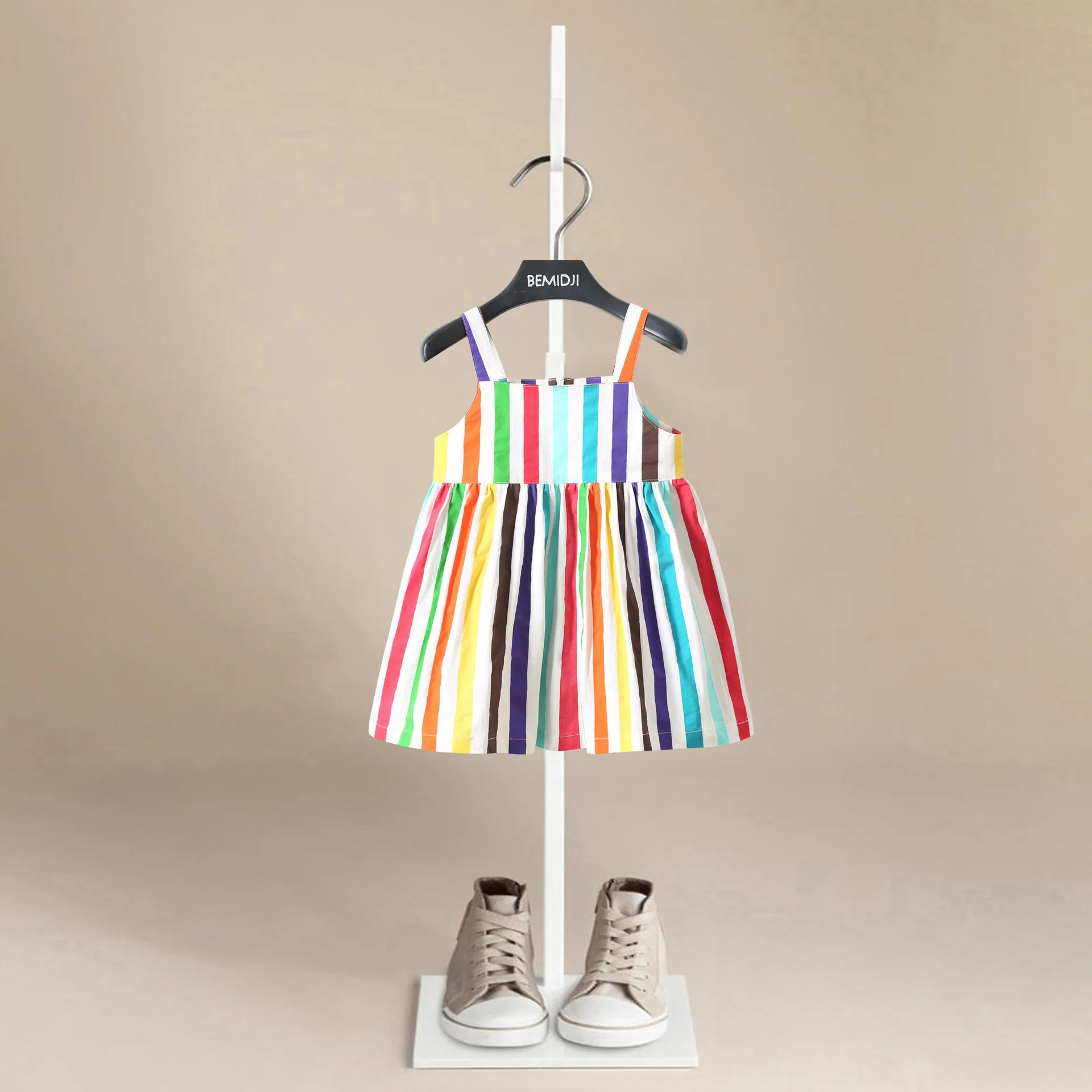 High Quality Summer Kids Girl Suspender Dress Iridescent Stripes Floral Ruffled Sleeveless Vest Dress Clothes Cute Western Style
High Quality Summer Kids Girl Suspender Dress Iridescent Stripes Floral Ruffled Sleeveless Vest Dress Clothes Cute Western Style