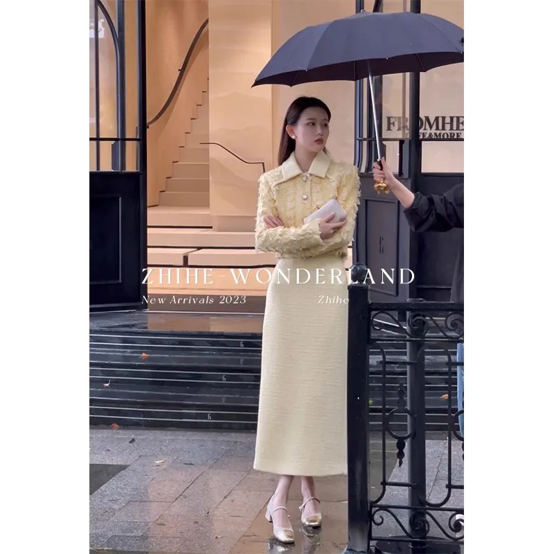 Buttermilk Waffle Chic Two-Piece Set for Autumn Winter Elegant Co-ord Dress with Refined Style Women Female Office Lady Suit Set
Buttermilk Waffle Chic Two-Piece Set for Autumn Winter Elegant Co-ord Dress with Refined Style Women Female Office Lady Suit Set