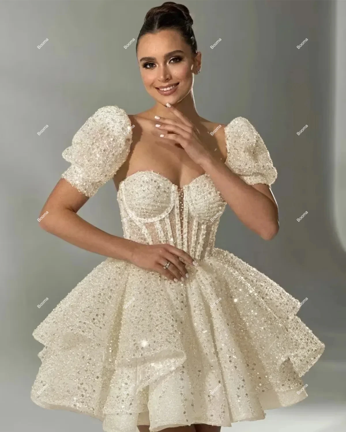 Beige Short Evening Dress Sweetheart A-Line Mini Wedding Dress 2023 Detachable Sleeves Prom Gowns Bride Formal Party Dress
Beige Short Evening Dress Sweetheart A-Line Mini Wedding Dress 2023 Detachable Sleeves Prom Gowns Bride Formal Party Dress