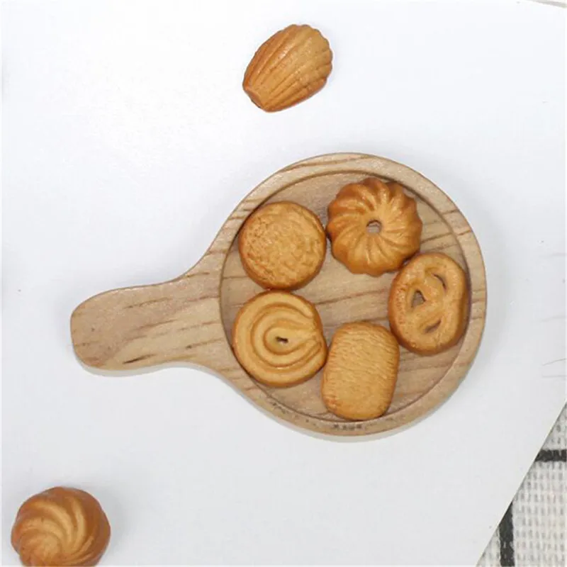 7pcs Mini Food Bread Ornament Miniature Dollhouse Decor Doll house Accessories Fake Croissant Home Craft
7pcs Mini Food Bread Ornament Miniature Dollhouse Decor Doll house Accessories Fake Croissant Home Craft