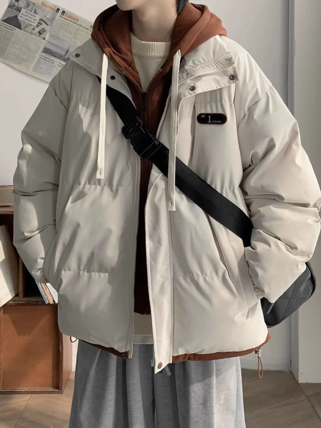 Fake two-piece cotton coat mens winter loose casual thickened warm cotton coat jacket Japanese trendy hooded cotton emo jacket
Fake two-piece cotton coat mens winter loose casual thickened warm cotton coat jacket Japanese trendy hooded cotton emo jacket