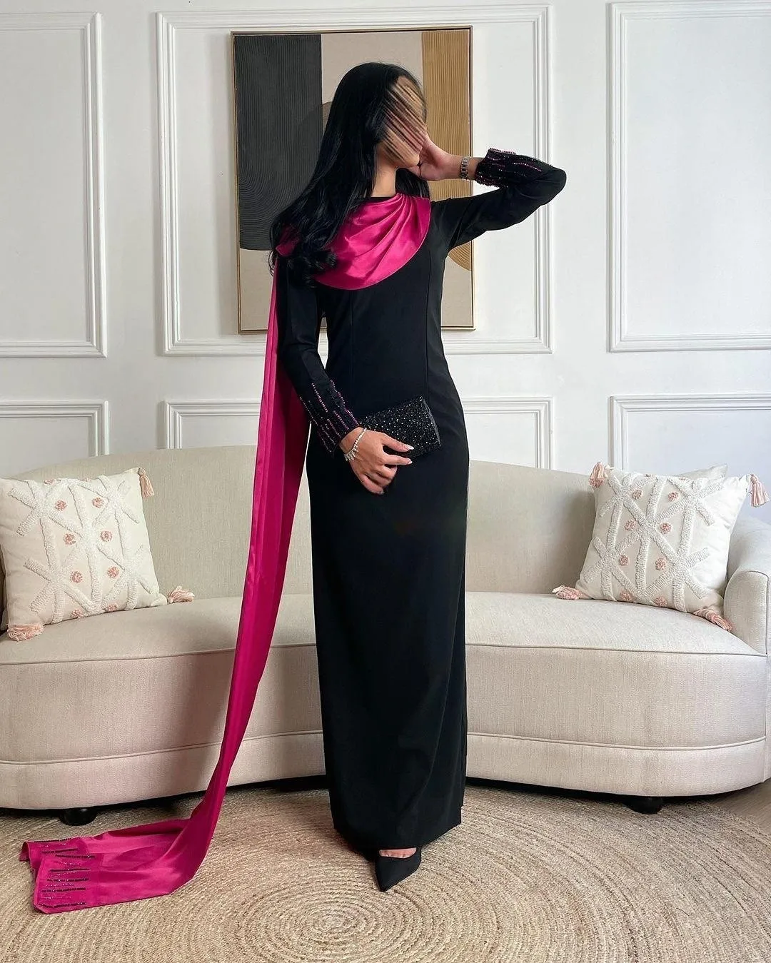 Lovestory Black Sheath Prom Dresses Contrast Fushcia Flutters Crew Neck Evening Dress Saudi Arabia Women Wear Formal Party Gowns
Lovestory Black Sheath Prom Dresses Contrast Fushcia Flutters Crew Neck Evening Dress Saudi Arabia Women Wear Formal Party Gowns