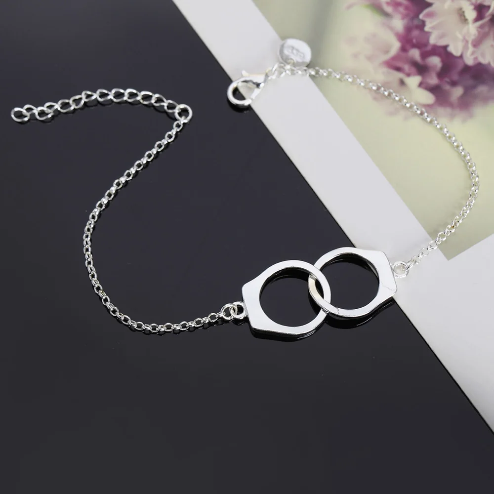 Street All-match 925 Sterling Silver Handcuffs Chain Bracelets for Women Men Wedding Fashion Party Couples Jewelry Gifts
Street All-match 925 Sterling Silver Handcuffs Chain Bracelets for Women Men Wedding Fashion Party Couples Jewelry Gifts