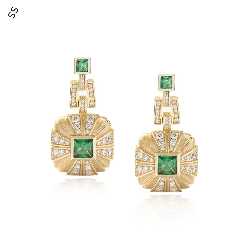 Autumn and Winter Vintage Brushed Earrings Fashion Green Nano Ear-pendant for Women's Evening Dresses Accessories Noble Charm
Autumn and Winter Vintage Brushed Earrings Fashion Green Nano Ear-pendant for Women's Evening Dresses Accessories Noble Charm