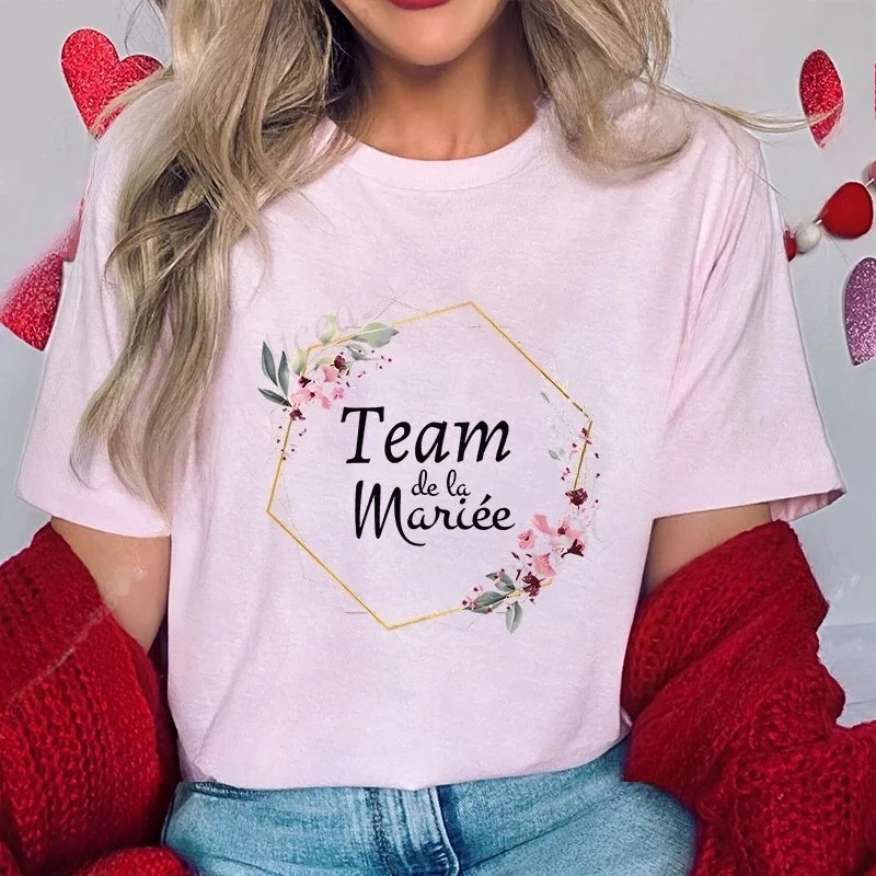 تي شيرت حفلة توديع العزوبية للفتيات الفرنسيات، قميص العروس المستقبلية، ملابس الزفاف، قميص فريق العروس مع تاج زهور، قمصان وصيفات الشرف تي شيرت حفلة توديع العزوبية للفتيات الفرنسيات، قميص العروس المستقبلية، ملابس الزفاف، قميص فريق العروس مع تاج زهور، قمصان وصيفات الشرف