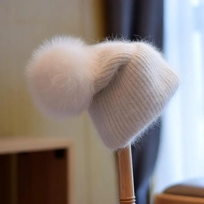 high quality Plush ball double layer warm curled knit hat for girls' ear protection wool beanie hat
high quality Plush ball double layer warm curled knit hat for girls' ear protection wool beanie hat