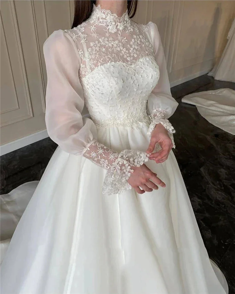 2023 Plus Size Country Garden Gorgeous High Collar Elegant A Line Wedding Dress Lace Puff Long Sleeves High Neck wedding dress
2023 Plus Size Country Garden Gorgeous High Collar Elegant A Line Wedding Dress Lace Puff Long Sleeves High Neck wedding dress