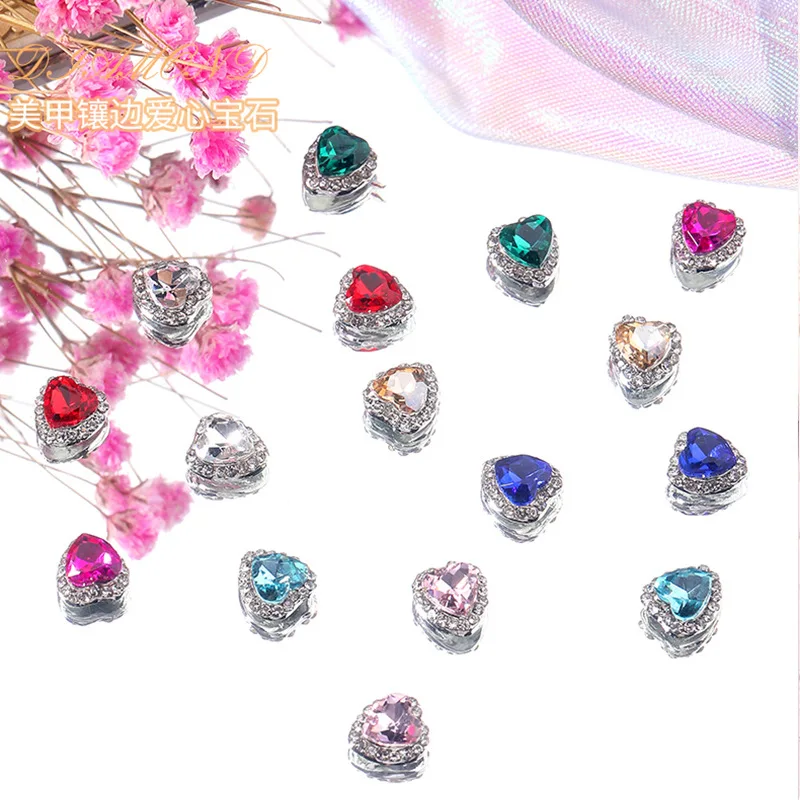 10pcs Retro Love Three-dimensional Heart Rhinestone Glitter Nail Charms for Nail Designer Decoration Accessories Parts
10pcs Retro Love Three-dimensional Heart Rhinestone Glitter Nail Charms for Nail Designer Decoration Accessories Parts