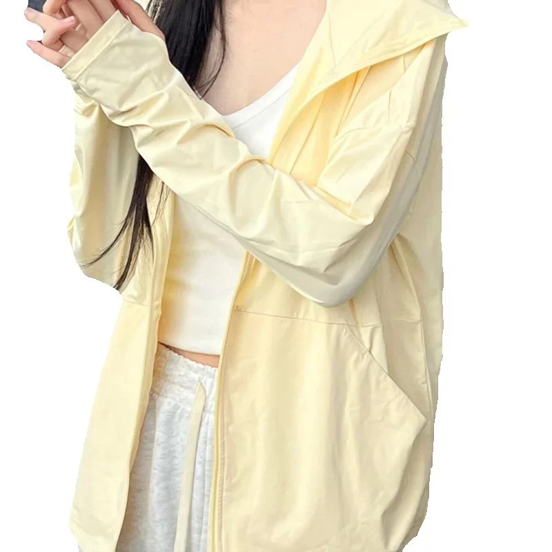 2024 Ice Silk Sunscreen Clothing Women's Breathable Light Jacket Outdoor Sun Shade Loose Cardigan Sun-protective Clothing
2024 Ice Silk Sunscreen Clothing Women's Breathable Light Jacket Outdoor Sun Shade Loose Cardigan Sun-protective Clothing