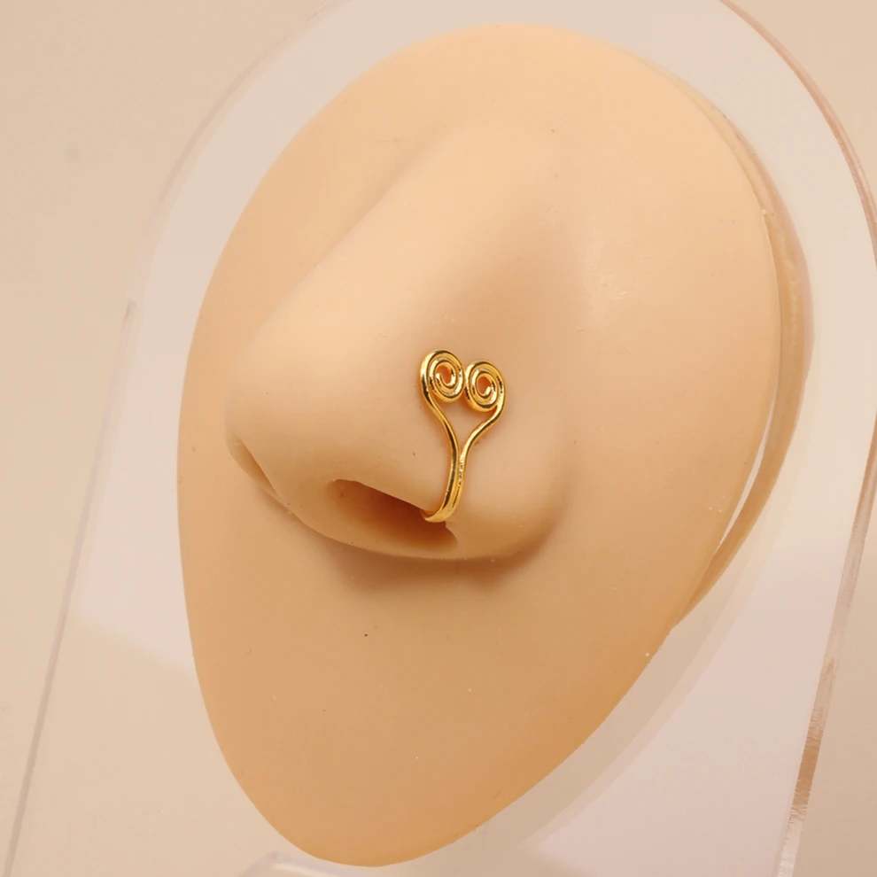 African Nose Cuff Stainless Steel Nose Cuff Non Piercing Fake Nose Ring Evil Eye Clip on Nose Ring for Women Men
African Nose Cuff Stainless Steel Nose Cuff Non Piercing Fake Nose Ring Evil Eye Clip on Nose Ring for Women Men