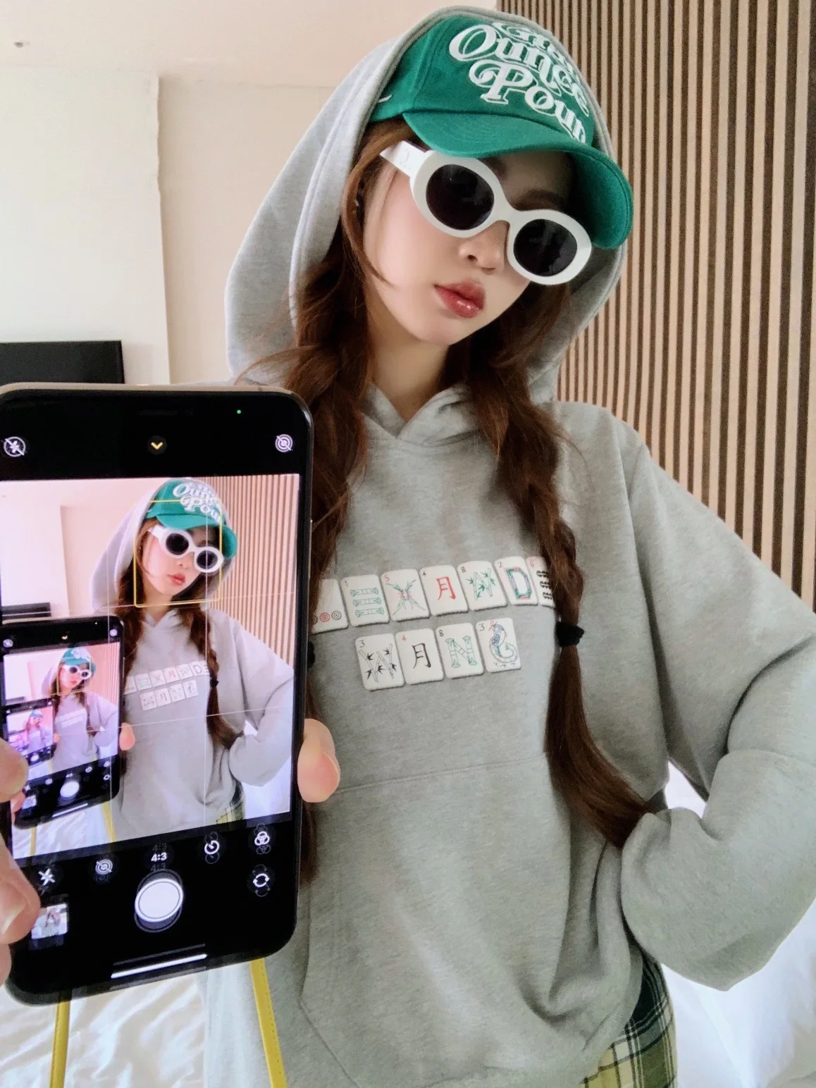 23AW Top Quality Unisex Rich Mahjong Pattern Printed Hoodie with Plush Loose Sweater For New Year
23AW Top Quality Unisex Rich Mahjong Pattern Printed Hoodie with Plush Loose Sweater For New Year
