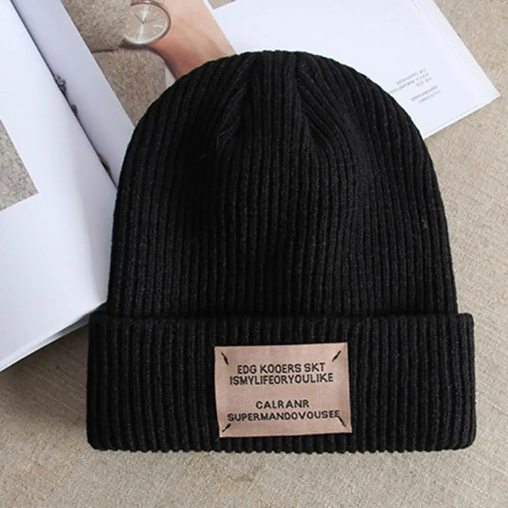 Однотонная трикотажная шапка, искусственная кожа, утолщенная теплая вязаная шапка с рисунком логотипа, тонкая работа для женщин
Однотонная трикотажная шапка, искусственная кожа, утолщенная теплая вязаная шапка с рисунком логотипа, тонкая работа для женщин