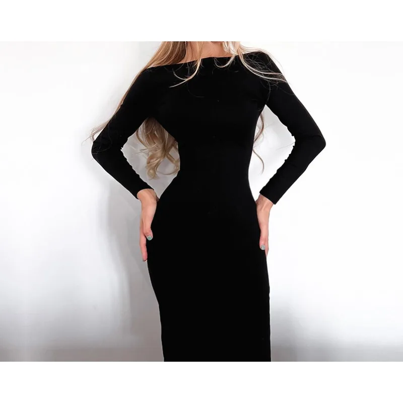Women's Long Sleeved, Backless, Slim Fit, Buttocks Wrapped, Sexy, Trendy and Stylish Dress
Women's Long Sleeved, Backless, Slim Fit, Buttocks Wrapped, Sexy, Trendy and Stylish Dress