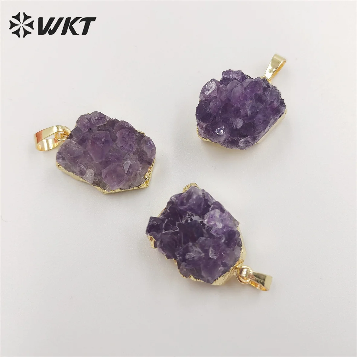 WT-P1831 WKT 2022 Trendy Pendant Natural Druzy Amethyst Fashion Shape Pendant Gold-Plate Pendant Trend INS Jewelry Gift Style
WT-P1831 WKT 2022 Trendy Pendant Natural Druzy Amethyst Fashion Shape Pendant Gold-Plate Pendant Trend INS Jewelry Gift Style
