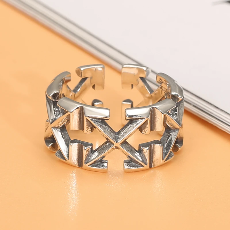 European and American punk style retro hollow pure silver arrow ring, personalized trendy and cool jewelry, men and women's tren
European and American punk style retro hollow pure silver arrow ring, personalized trendy and cool jewelry, men and women's tren