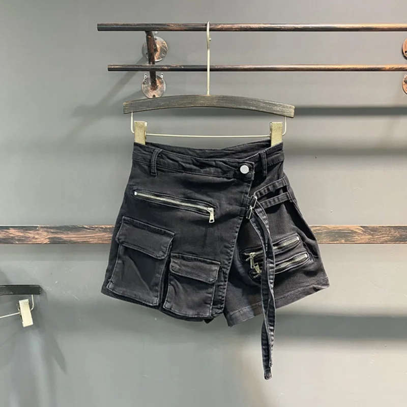 Irregular Denim Shorts Women Loose Multi-pocket Tooling Aline Wide-leg Short Jean Korean Fashion Chic Denim Culottes
Irregular Denim Shorts Women Loose Multi-pocket Tooling Aline Wide-leg Short Jean Korean Fashion Chic Denim Culottes
