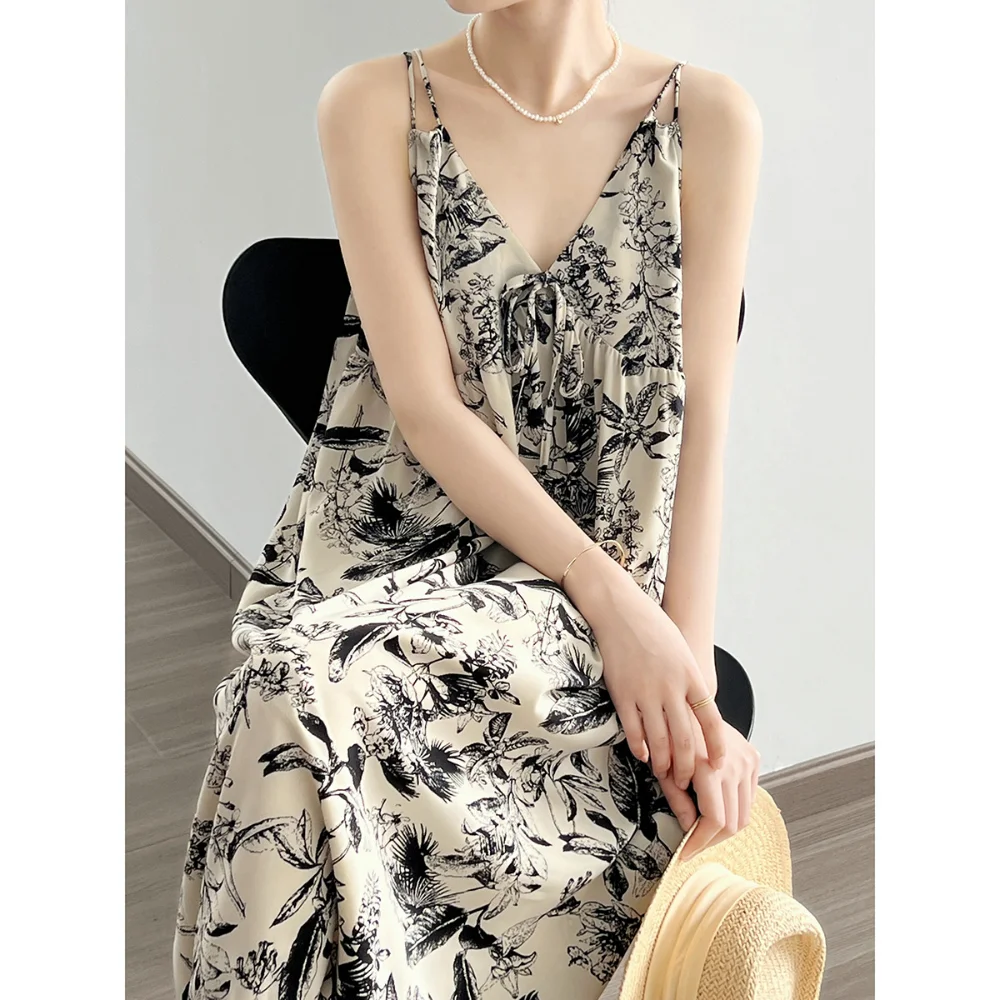 Strappy Dresses Ink Printing V-neck Summer Sleeveless Clothing for Women Supender Dress Long Floral Retro Loose A Line Camisole
Strappy Dresses Ink Printing V-neck Summer Sleeveless Clothing for Women Supender Dress Long Floral Retro Loose A Line Camisole