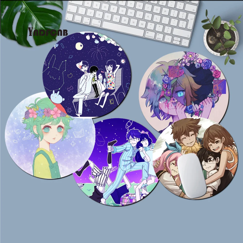 Omori 20x20cm Round Thickened Mouse Pad Oversized Gaming Keyboard Table Mat Desk Set Accessories Desktop Mat
Omori 20x20cm Round Thickened Mouse Pad Oversized Gaming Keyboard Table Mat Desk Set Accessories Desktop Mat