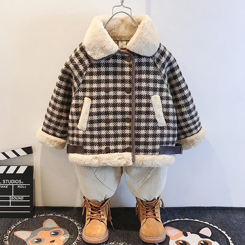 Children's Woolen Jacket Autumn and Winter Boys Girls Double-Breasted Overcoat Velvet Plus Thicked Coat Lattice Fur Collar
Children's Woolen Jacket Autumn and Winter Boys Girls Double-Breasted Overcoat Velvet Plus Thicked Coat Lattice Fur Collar