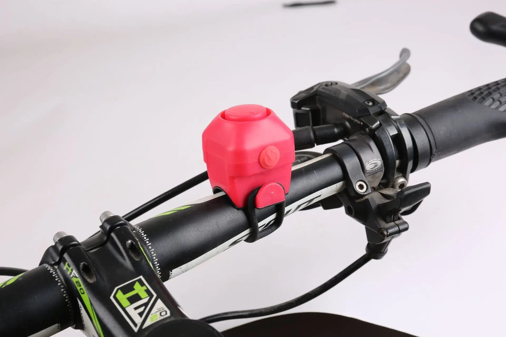 Generic Bicycle Electronic Horn 5 Kinds of Ringtones Children Bells