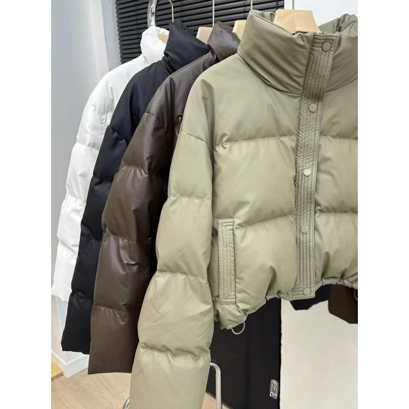 2023 Winter Latest Design Fashionable and Elegant down Jacket Women's Short Thickened Warm Quilted Jacket
2023 Winter Latest Design Fashionable and Elegant down Jacket Women's Short Thickened Warm Quilted Jacket