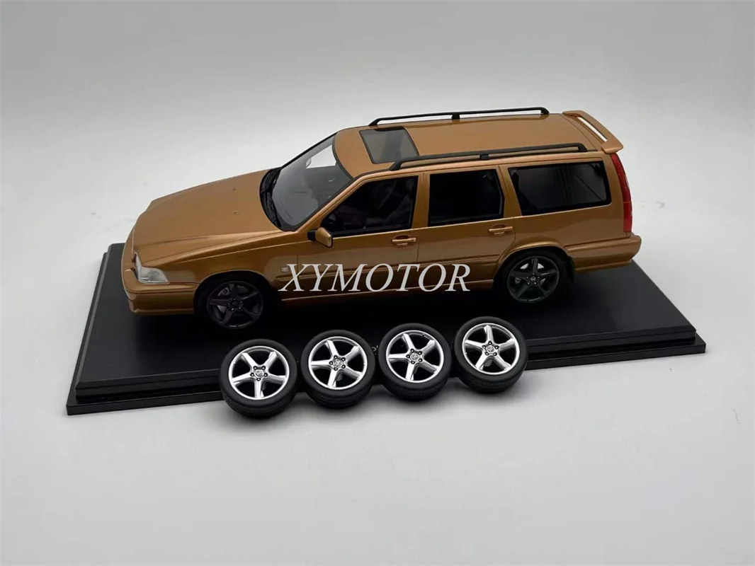 DNA 1/18 For Volvo V70 R Wagon Resin Diecast Model Car Toys Gifts Hobby Display Brown/Red Collection ornaments Extra 4 Wheels
DNA 1/18 For Volvo V70 R Wagon Resin Diecast Model Car Toys Gifts Hobby Display Brown/Red Collection ornaments Extra 4 Wheels