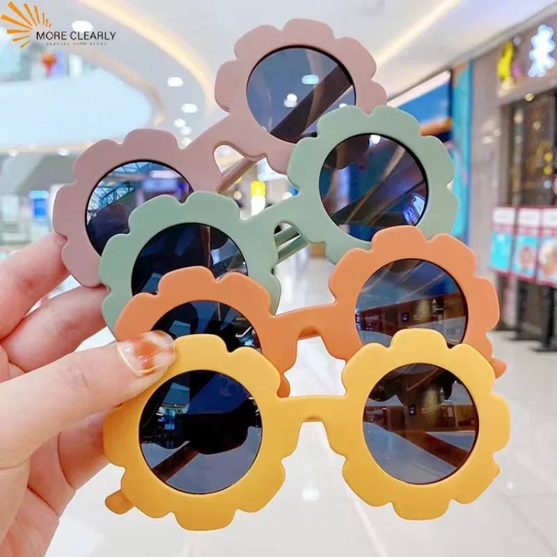 Cute Cartoon Bear Cat Rainbow Sunglasses Children Sunflower Round Sunglasses Boys Girls UV Protection Classic KidSummer Eyewear
Cute Cartoon Bear Cat Rainbow Sunglasses Children Sunflower Round Sunglasses Boys Girls UV Protection Classic KidSummer Eyewear