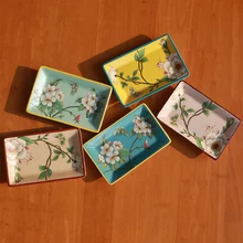 Chinese Classical Flower And Bird Painting Creative Rectangular Ceramic Soap Dish Toilet Accessories Small Tray
Chinese Classical Flower And Bird Painting Creative Rectangular Ceramic Soap Dish Toilet Accessories Small Tray