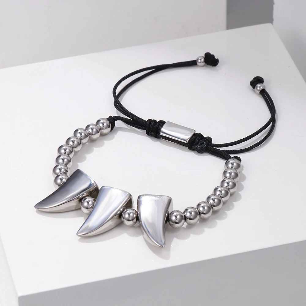 316L Stainless Steel Horns Pendant Bracelet For Men 2022 Trendy Party Fsahion Jewelry Gifts Charm Adjustable Indian Bracelet
316L Stainless Steel Horns Pendant Bracelet For Men 2022 Trendy Party Fsahion Jewelry Gifts Charm Adjustable Indian Bracelet