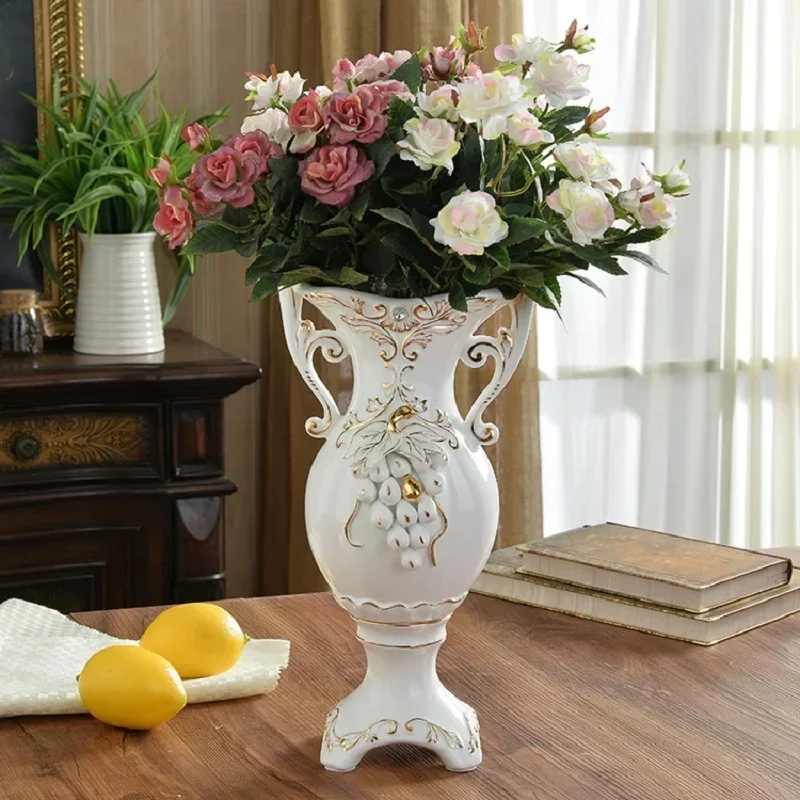 European style wine cabinet ornaments Vintage flower arrangement resin vase bookshelf TV cabinet creative home decoration decora
European style wine cabinet ornaments Vintage flower arrangement resin vase bookshelf TV cabinet creative home decoration decora