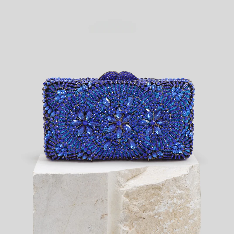 

Индивидуальная Европейская и американская модная сумка через плечо ручной работы с инкрустированными бриллиантами цветами, сумка через плечо с голубым цветком