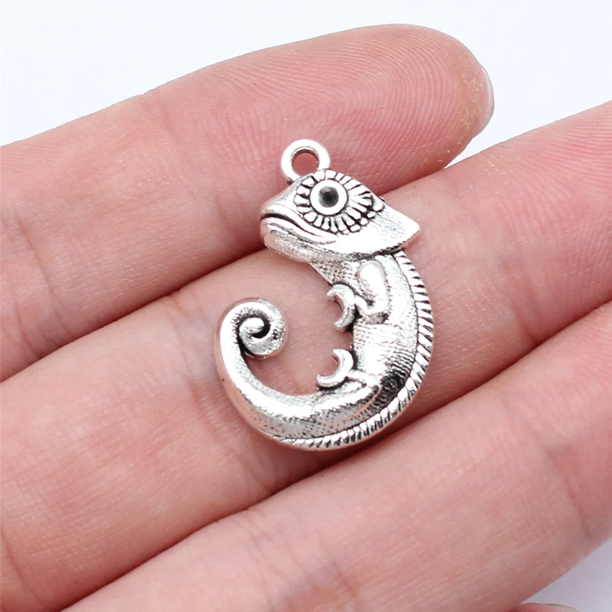 Supplies Earrings Lizard Charms Accessories For Jewelry 10pcs Antique Silver Color
Supplies Earrings Lizard Charms Accessories For Jewelry 10pcs Antique Silver Color